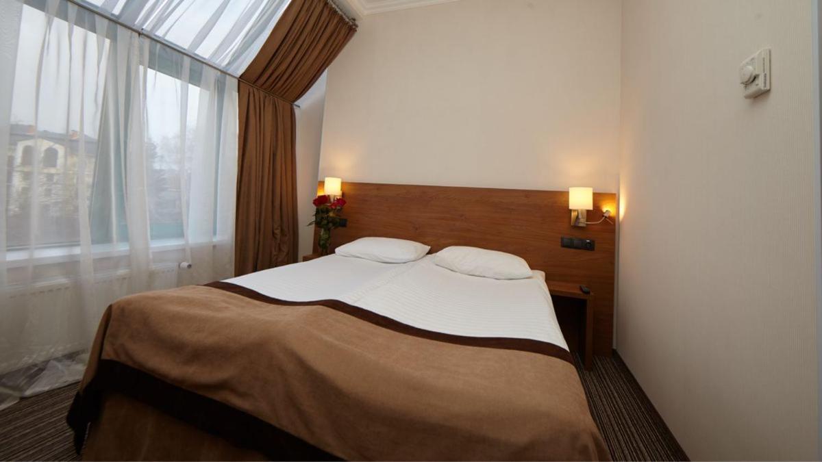 Optima Kremenchuk Hotel Exterior photo